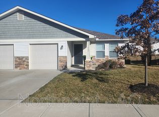 113 SW Marigold St, Blue Springs, MO 64014