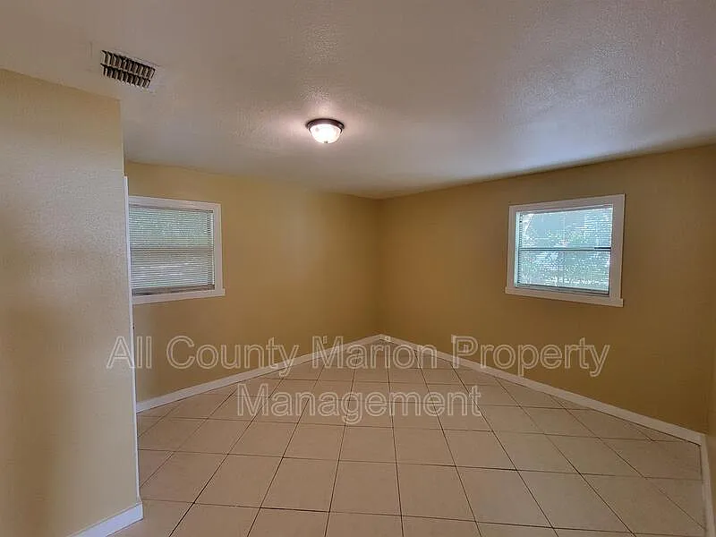 2 bed, 1.0 bath, 955 sqft, $985 — Photo 4