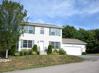 14 Sterling Ridge Ln, Sterling, CT 06377