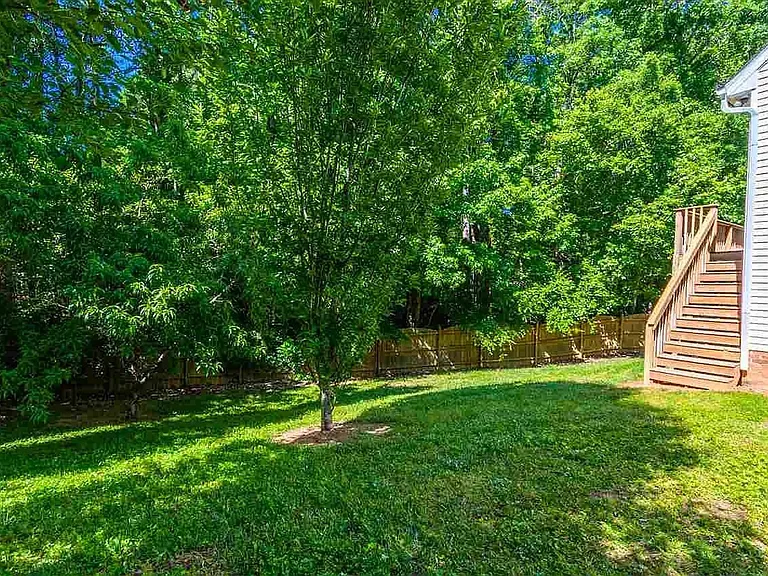 232 Whistling Swan Dr — Photo 21