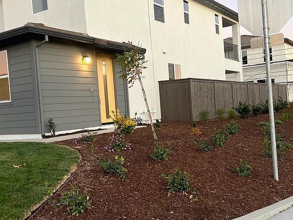 4th image of 3860B Watermist Way