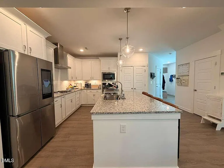 2222 Bohan Ct — Photo 8