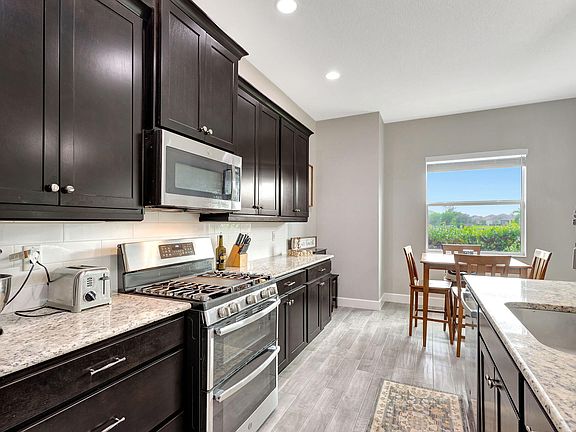 4th image of 16070 Whippoorwill Circle