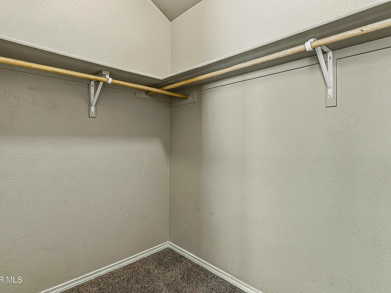 4 bed, 3.0 bath, 1620 sqft, $1,950 — Photo 4