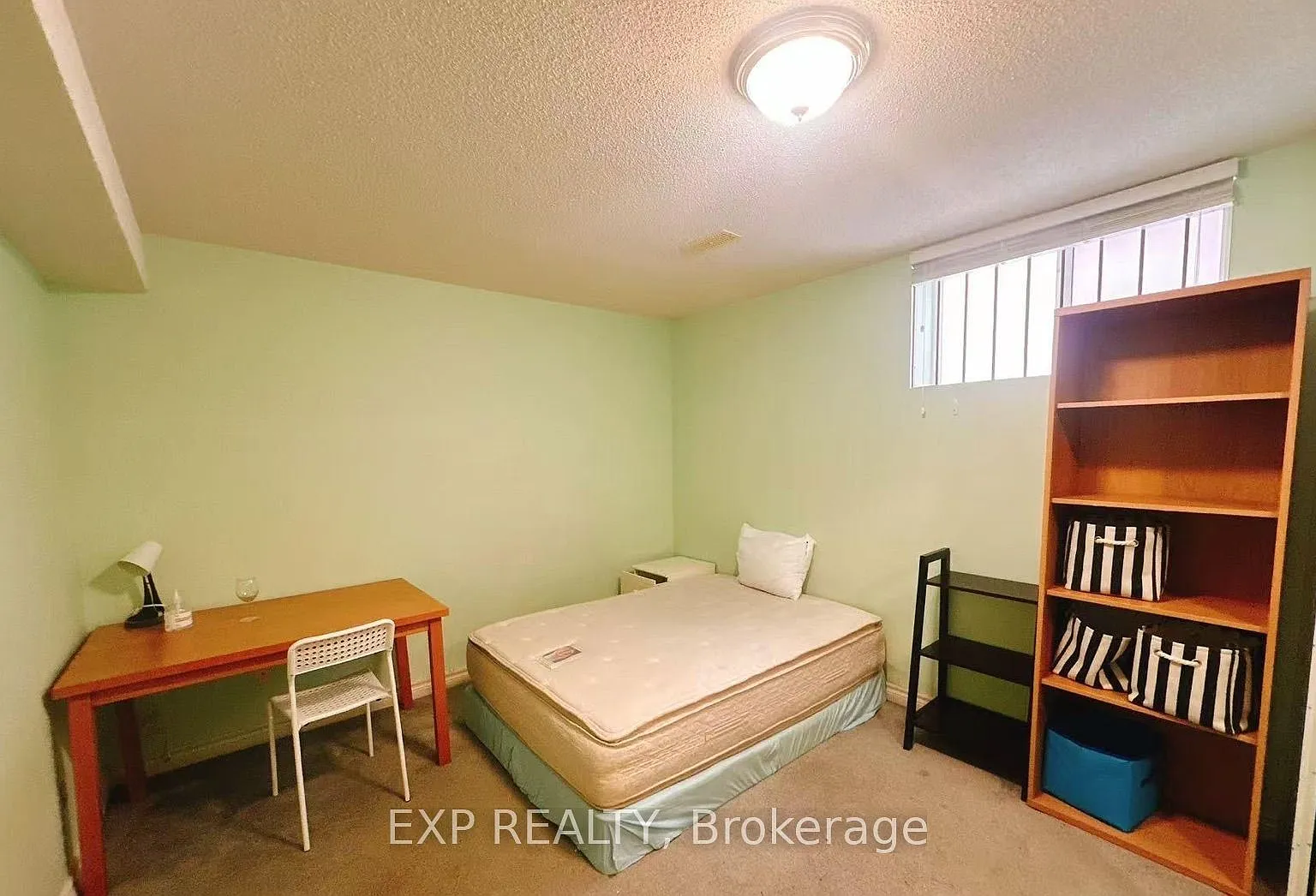 1 bed, $700 — Photo 2