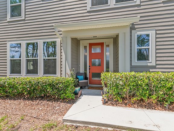 5th image of 11286 Minnetta Ct
