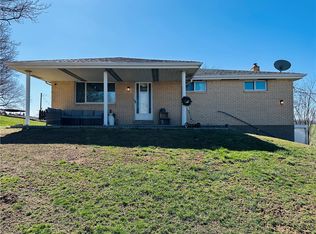 305 Deerfield Rd, Washington, PA 15301