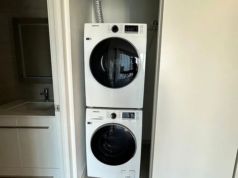 8 Cumberland St #1801 — Photo 8