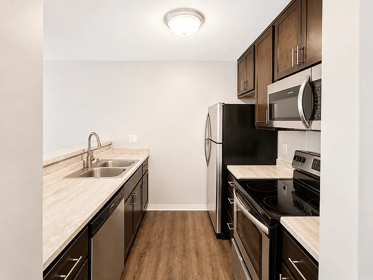 Lexington Hills Apartments — Photo 74