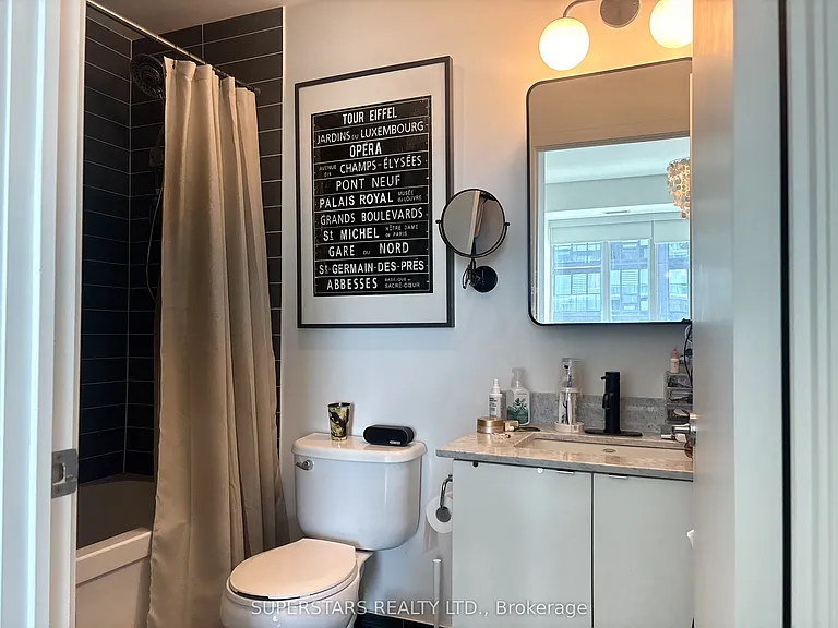 150 E Liberty St #2410 — Photo 9
