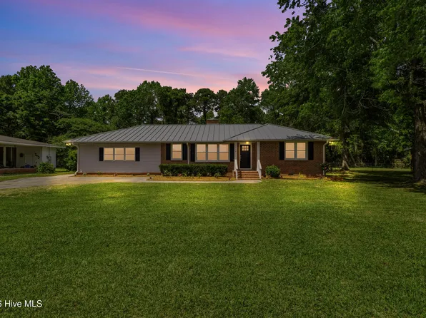 1719 Old Folkstone Road, Sneads Ferry, NC 28460