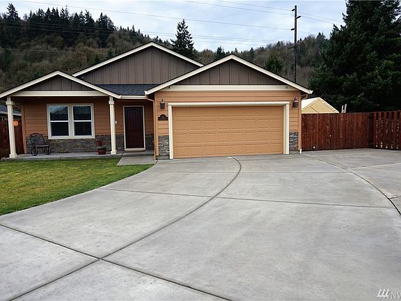 2nd image of 132 Huxley Ct