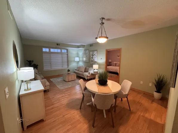 619 8th St SE Unit 410, Minneapolis, MN 55414