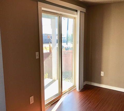 5th image of 4301 S 49th St APT A