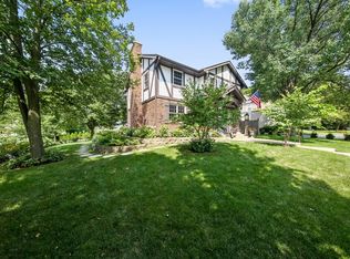 4140 Main St, Downers Grove, IL 60515