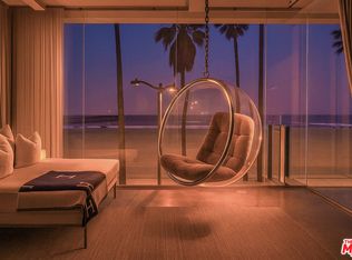 2911 Ocean Front Walk, Venice, CA 90291