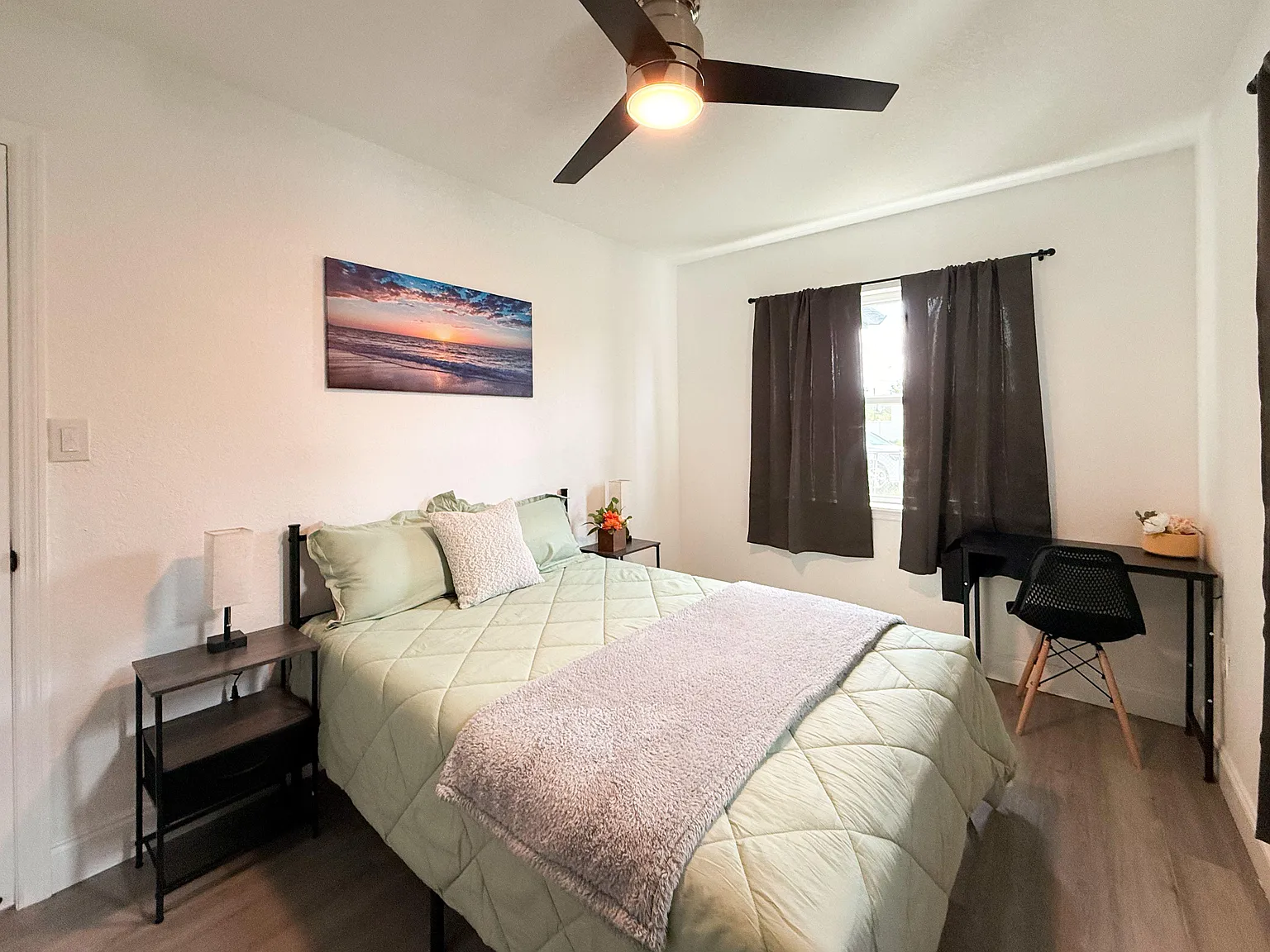 4 bed, 3.0 bath, 1292 sqft, $1,001 — Photo 2
