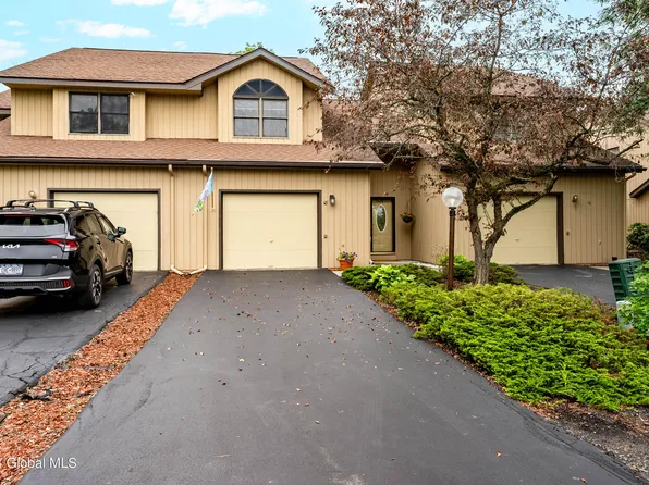 18 Harvard Road, Watervliet, NY 12189