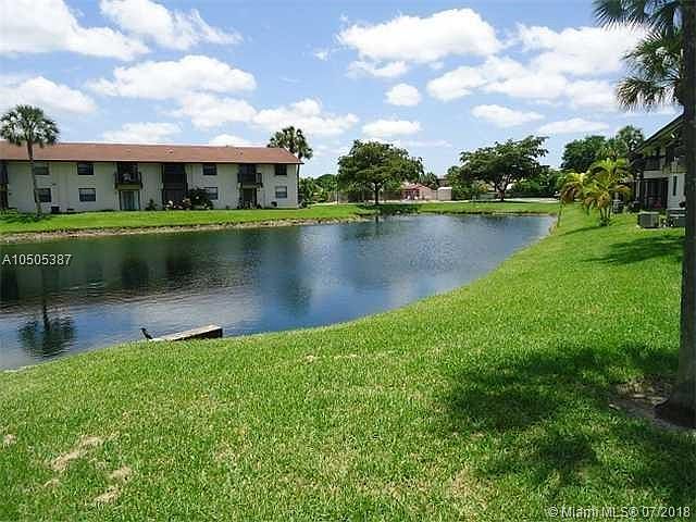 1st image of 6020 Shakerwood Cir