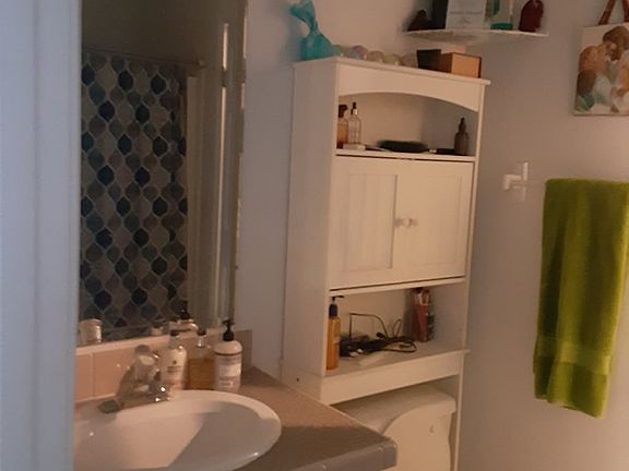Bathroom 1 Full bathroom with tub shower