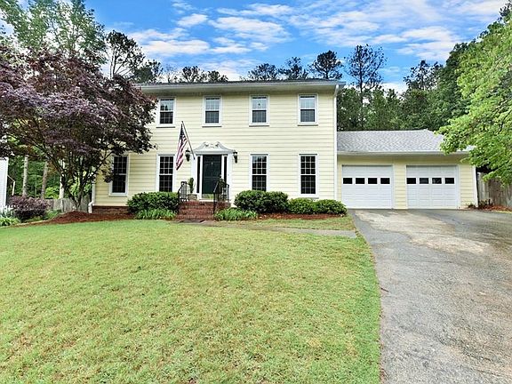 3rd image of 2780 Shurburne Dr