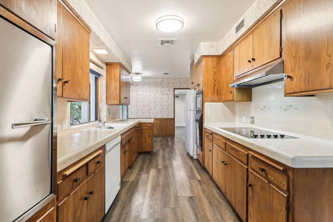 Oak Park Ave-020.jpg