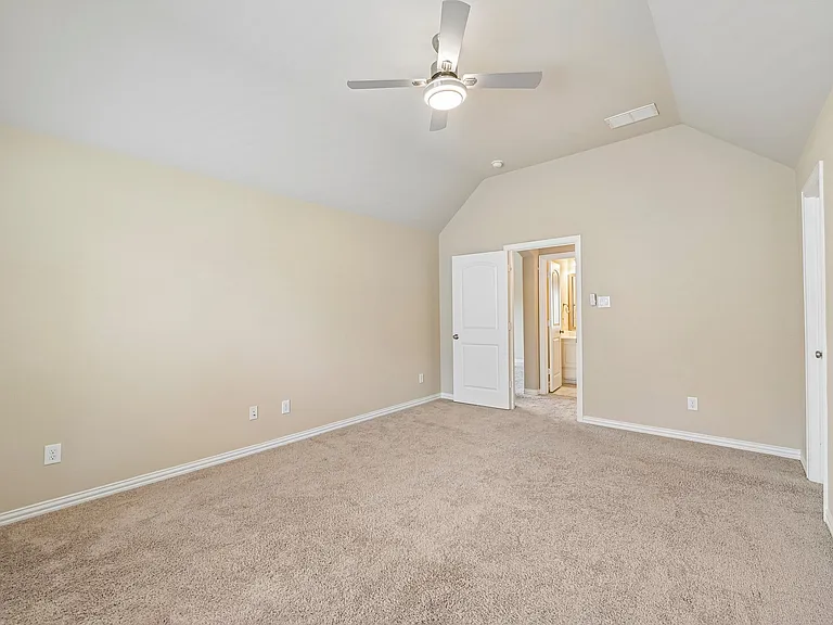 2676 McPherson Ln — Photo 35