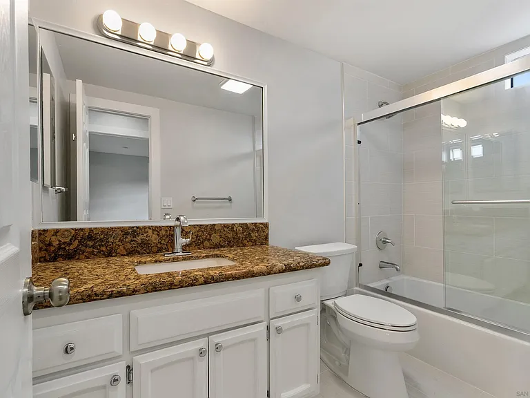 520 Pearl St #2 — Photo 11