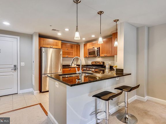 5th image of 2451 Midtown #418