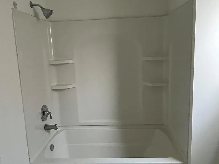 522 Aurora Ave — Photo 9