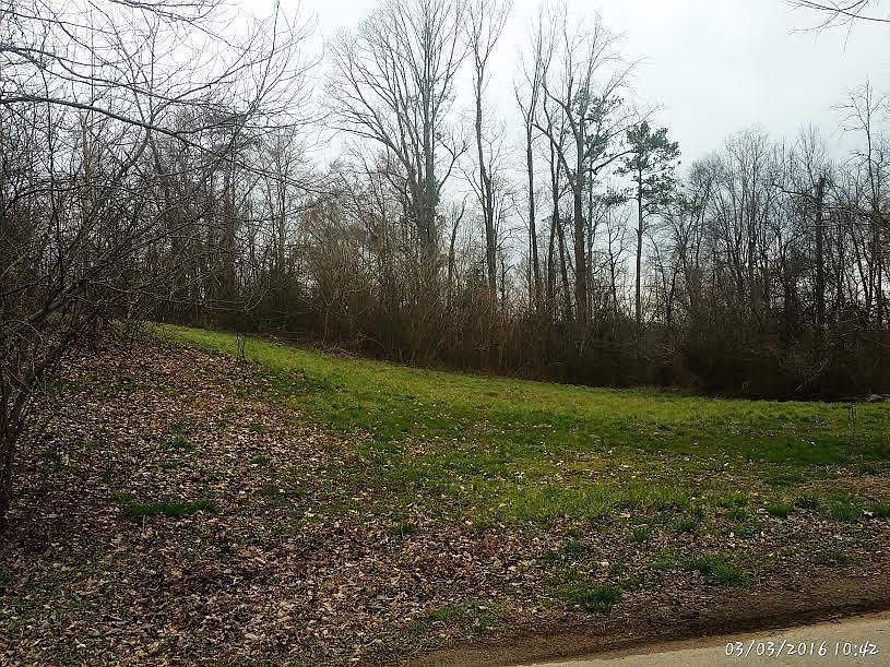 2nd image of 0 Carroll Ave