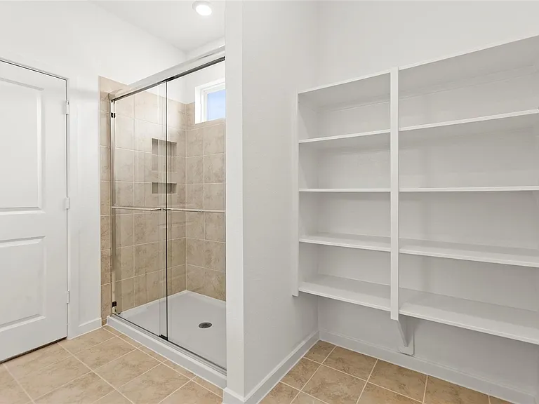 22114 Ingham Bluff Ln — Photo 17