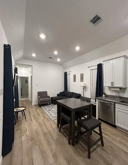 Nextgen/In-law suite