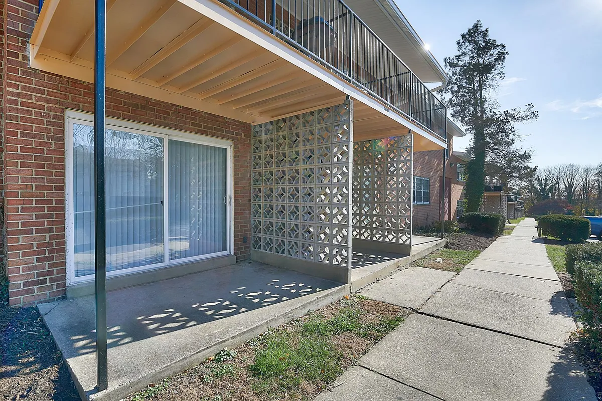 Building Photo - Woodington West Apartments