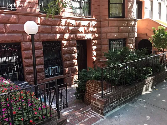 Rented by Sotheby's International Realty | media 16