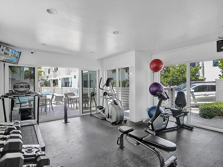 1371 N Ocean Blvd — Photo 29