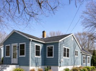 721 W Michigan St, New Buffalo, MI 49117