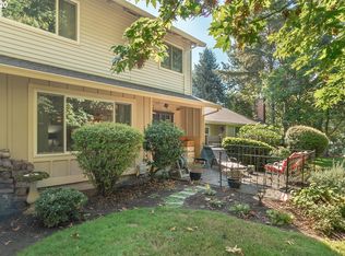 15985 SW Brentwood Ct, Tigard, OR