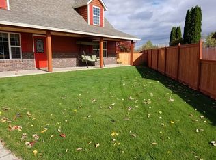 1898 Iron Horse Rd, Eugene, OR 97402