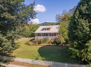 8 Allman Rd, Sylva, NC 28779