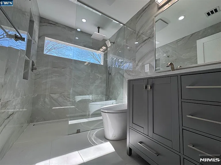 8 Dohrman Ave — Photo 14
