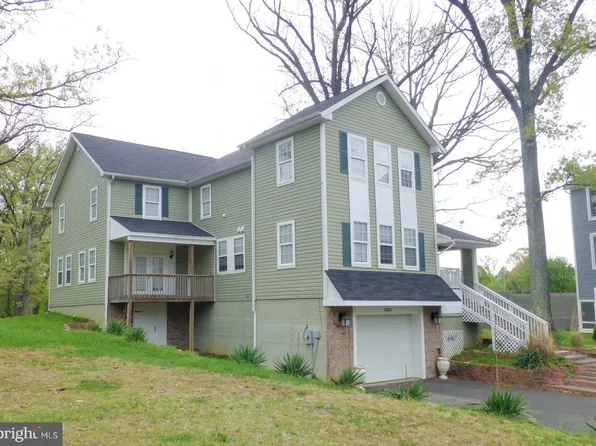 2621 Stenhouse Pl, Dunn Loring, VA 22027
