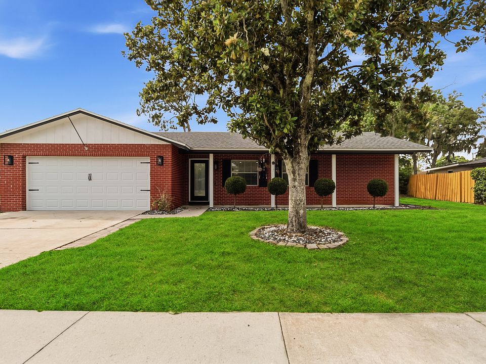 1st image of 436 Eagle Cir
