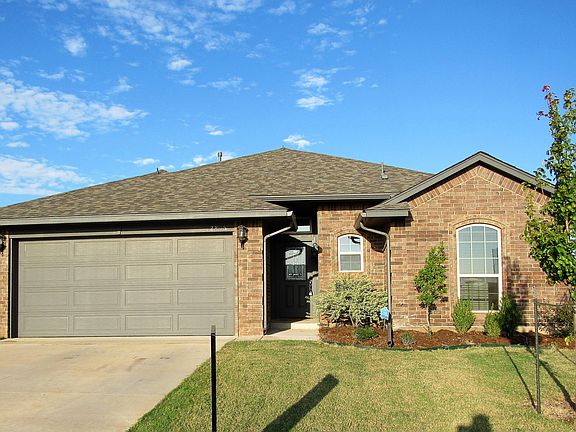 2nd image of 12805 Quaker Dr