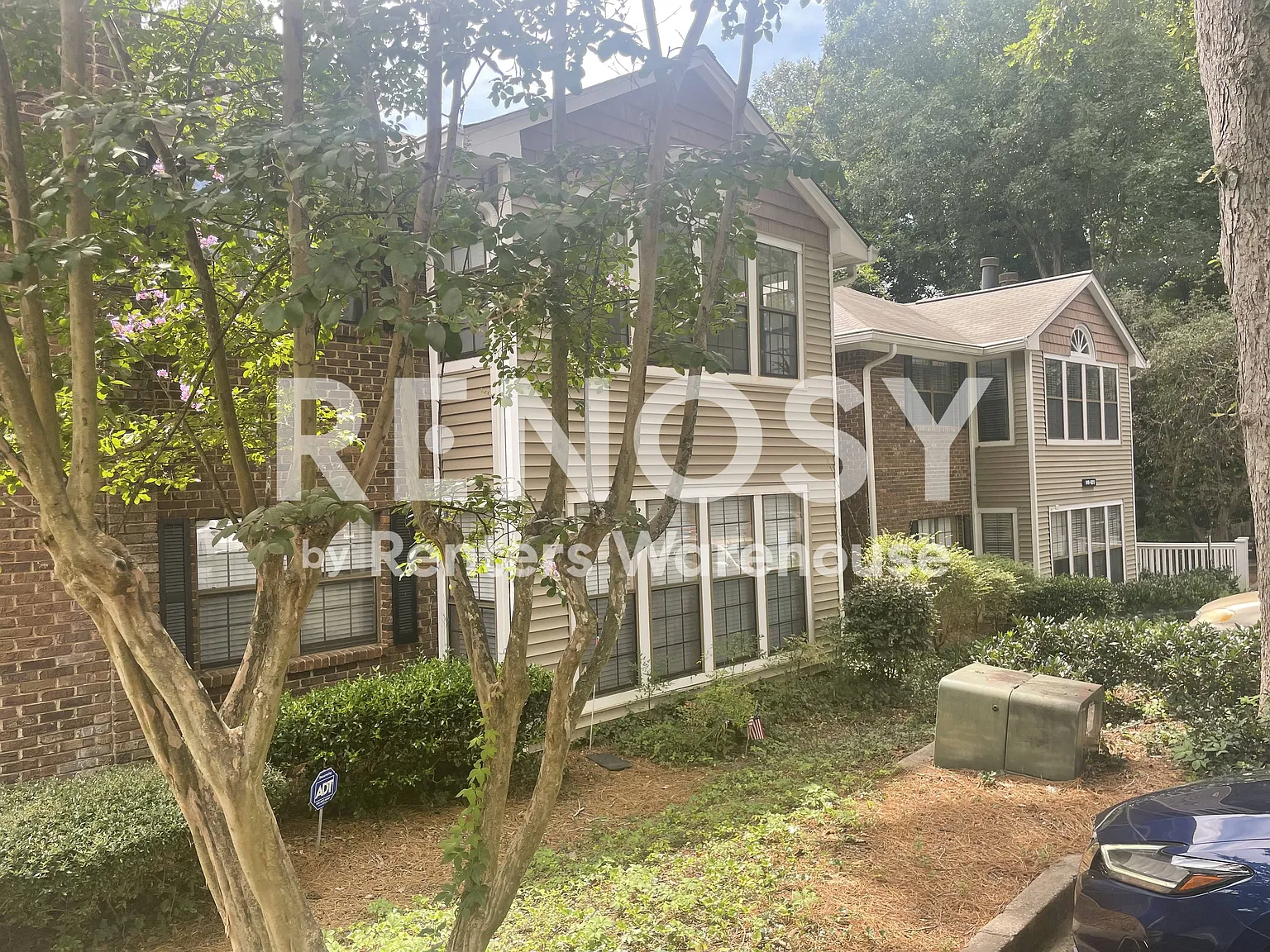 Sandy Springs Specisl — Photo 2