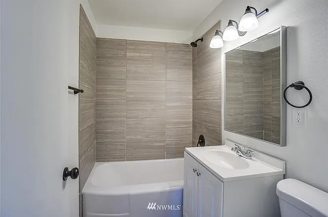 212 Cypress St #212 — Photo 10
