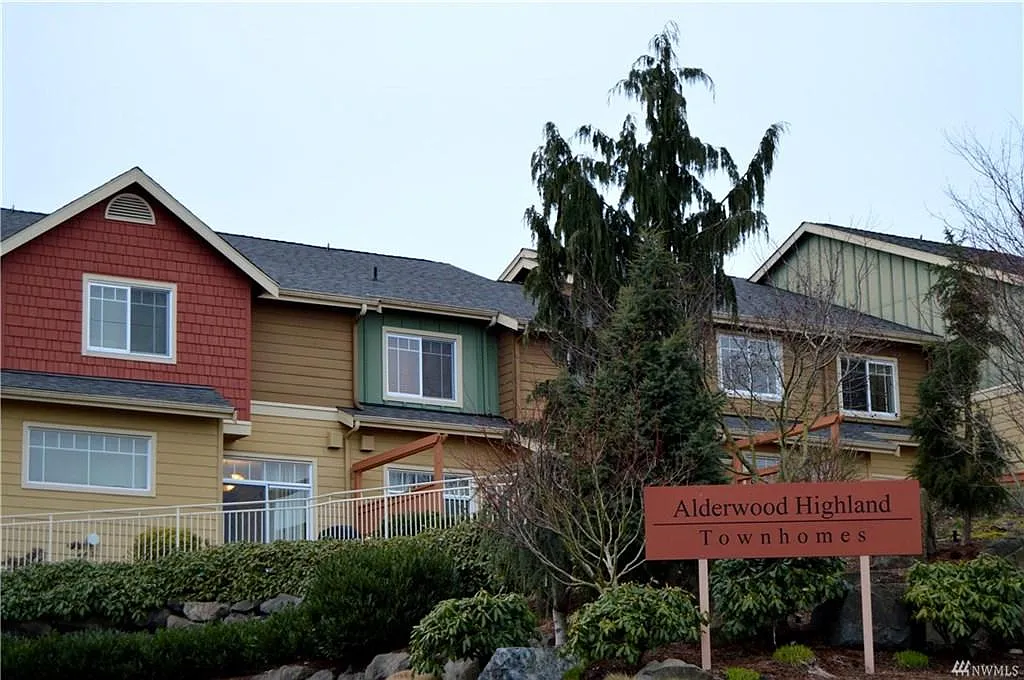 Building Photo - 18508 36th Ave W