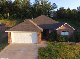 121 Harmony Loop, Maumelle, AR 72113