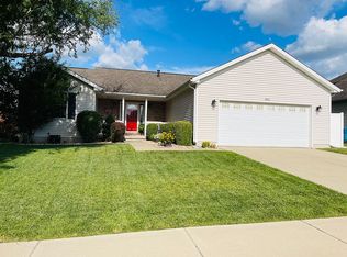 2912 Tanner Rd, Springfield, IL 62702