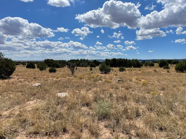 278 Entranosa Rd, Edgewood, NM 87015